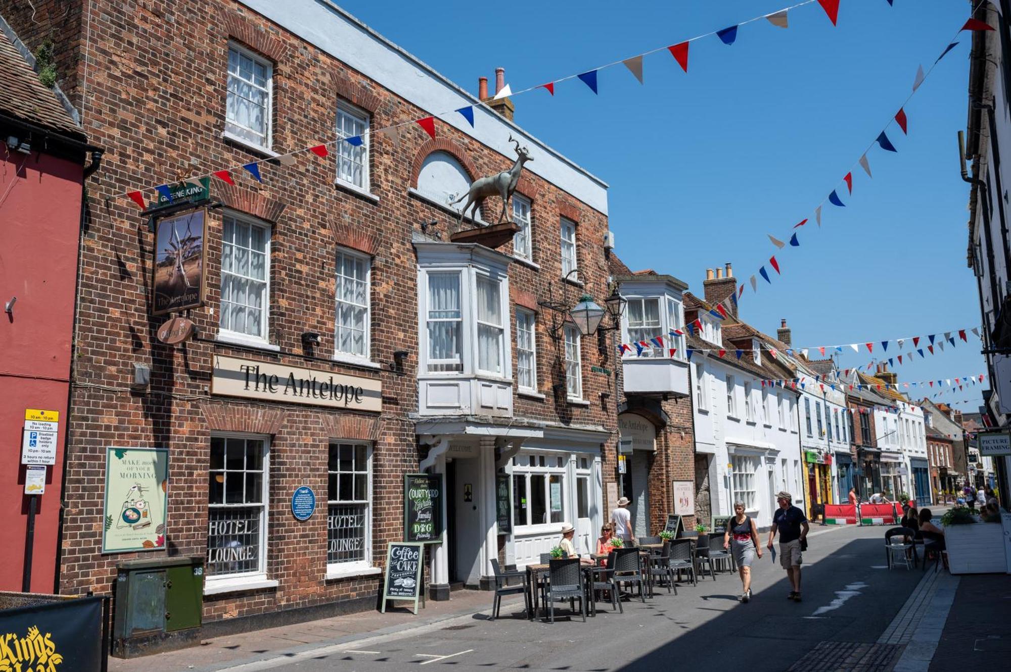 Antelope By Greene King Inns Poole Exterior photo